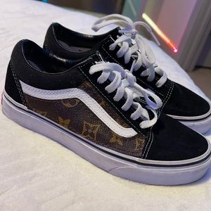 LV custom vans